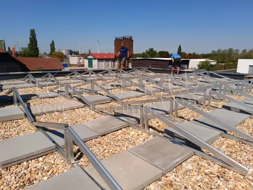 Как да инсталирате слънчева система за баласт изток-запад?